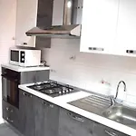 Como Lake Appartment 아파트 *